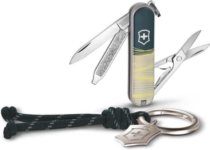 VICTORINOX Zatvárací nôž Classic SD - new york style (0.6223.E223)