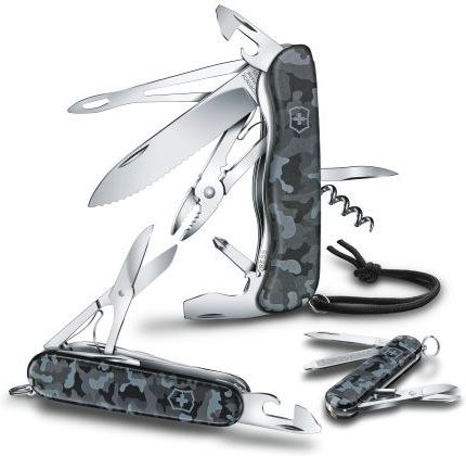 VICTORINOX Zatvárací nôž HUNTSMAN - modrý camo (1.3713.942)