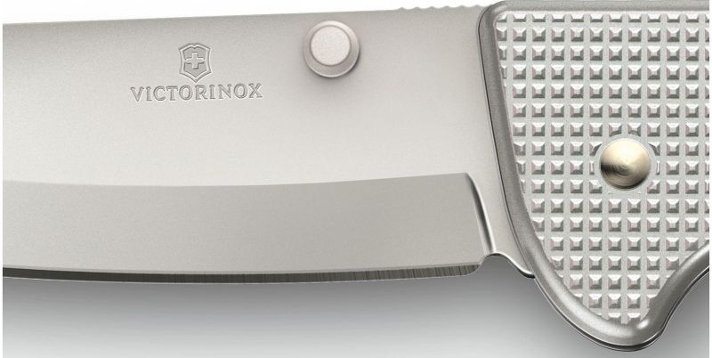 VICTORINOX Zatvárací nôž EVOKE ALOX - silver (0.9415.D26)