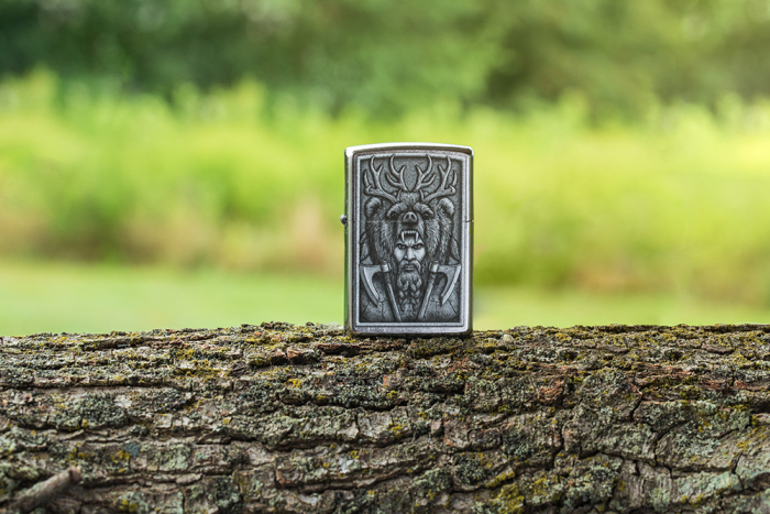 ZIPPO Zapaľovač BARBARIAN (25651)