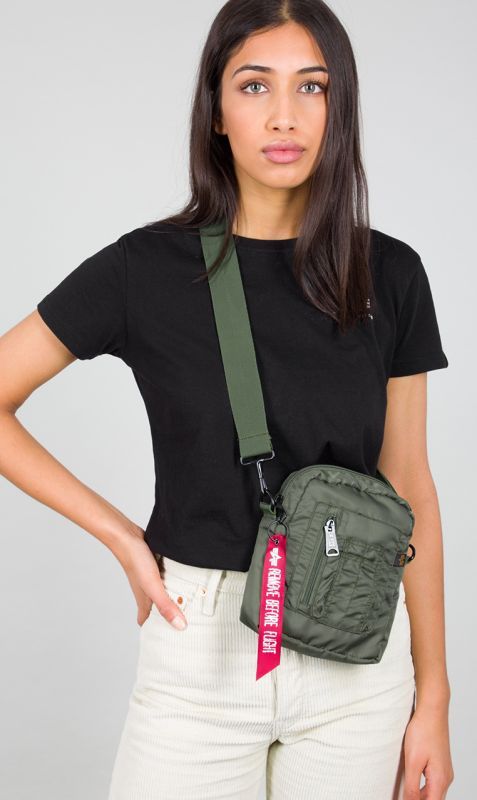 ALPHA INDUSTRIES Taška cez rameno Crew Carry Bag - sage green (196924/01)