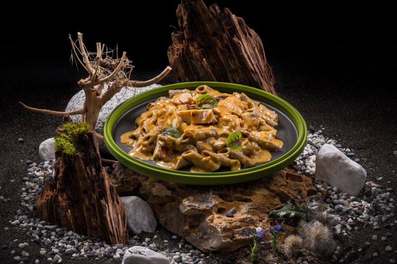 ADVENTURE MENU Light Cvrčie proteínové penne s kuracím mäsom v kreolskej krémovej omáčke 160g/400g