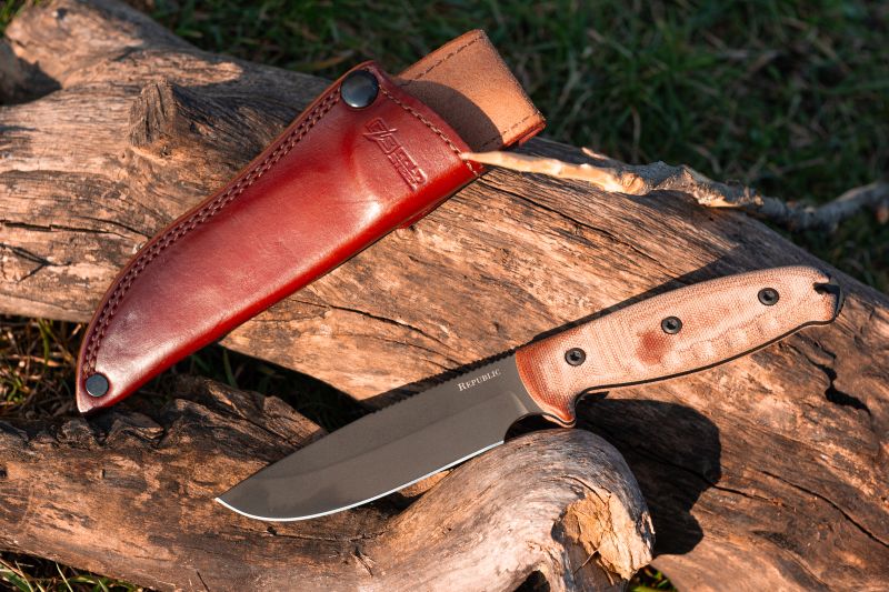 COLD STEEL Nôž s pevnou čepeľou 5" REPUBLIC BUSHCRAFT - linen micarta (FX-50FLD)