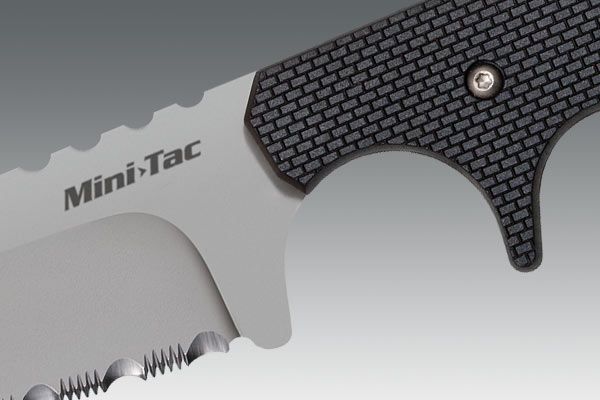 COLD STEEL Nôž s pevnou čepeľou MINI TAC TANTO, zúbkovaný (49HTFSZ)